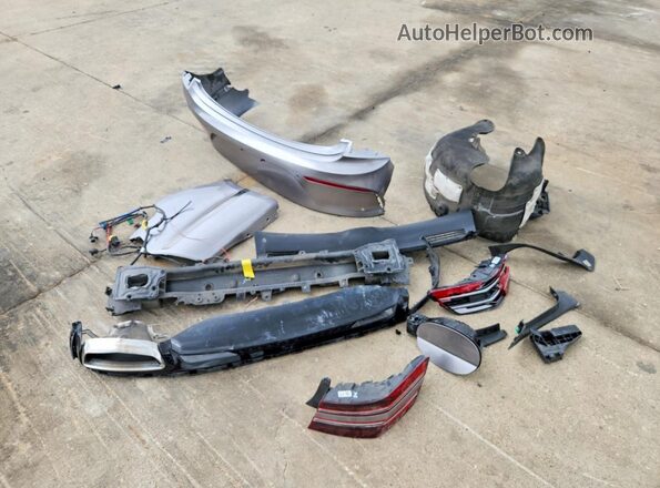 KMTGA4SC5RU217268 2024 GENESIS G80 Silver Vista del compartimento del motor