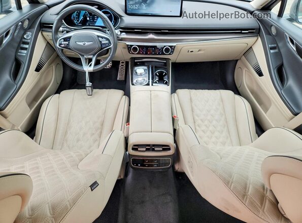 KMTGA4SC5RU217268 2024 GENESIS G80 Silver Vista del salpicadero