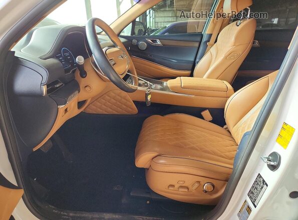 KMUHCESC5PU123971 2023 GENESIS GV80 White Front interior view