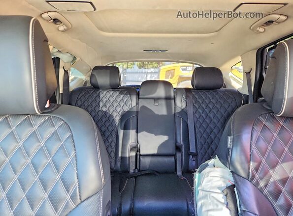 KMUHCESCXPU137882 2023 GENESIS GV80 Gray Rear seats view