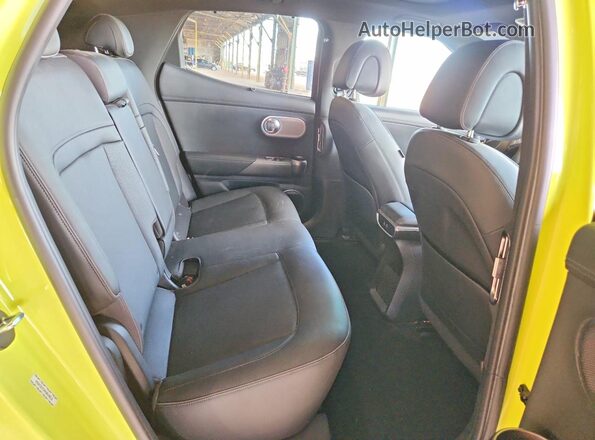 KMUKCDTC4PU014612 2023 GENESIS GV60 Yellow უკანა სალონის ხედი