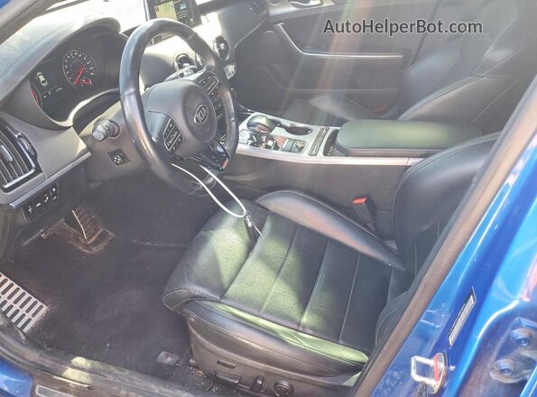 KNAE55LC7K6056444 2019 KIA STINGER Blue Front interior view