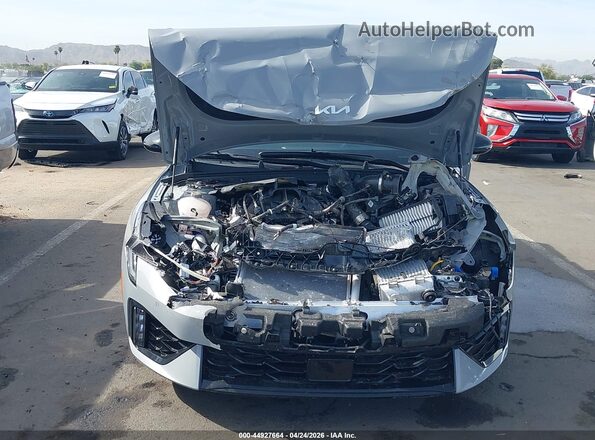 KNAG44J88T5446352 2026 KIA K5 Silver Vista interior trasera