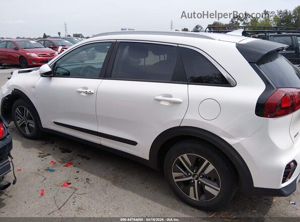 KNDCB3LC1L5451296 2020 KIA NIRO White 