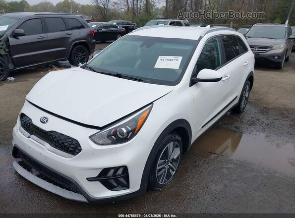 KNDCB3LC2M5471297 2021 KIA NIRO White Vista tres cuartos delantera izquierda