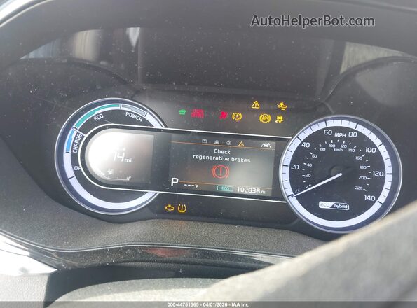 KNDCB3LC2N5540944 2022 KIA NIRO Orange Rear seats view