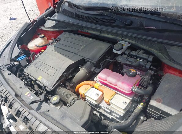 KNDCB3LC2N5540944 2022 KIA NIRO Orange Rear view