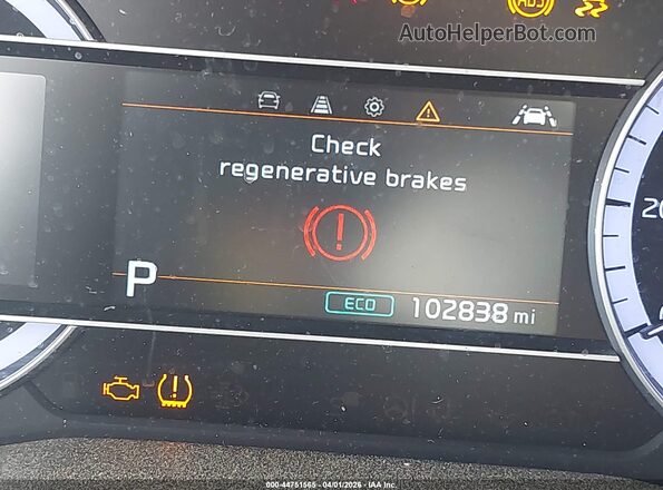 KNDCB3LC2N5540944 2022 KIA NIRO Orange 