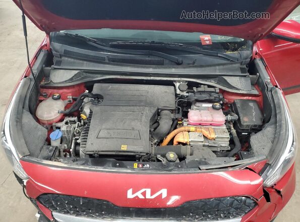 KNDCB3LC7N5534802 2022 KIA NIRO Red 