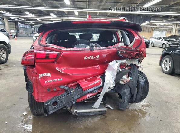KNDCB3LC7N5534802 2022 KIA NIRO Red 