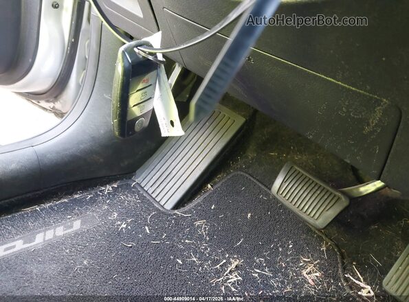 KNDCC3LD2K5252004 2019 KIA NIRO PLUG-IN HYBRID Silver წინა პანელის ხედი