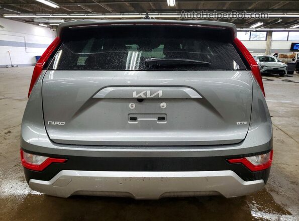 KNDCP3LE0T5321500 2026 KIA NIRO Серый Вид сзади
