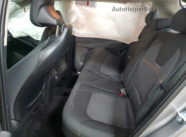 KNDCP3LE0T5321500 2026 KIA NIRO Серый Вид задних сидений