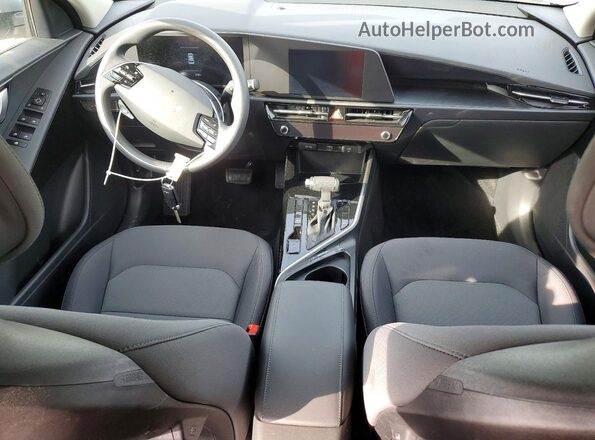 KNDCP3LE2T5332546 2026 KIA NIRO Gray Առջևի վահանակի տեսք