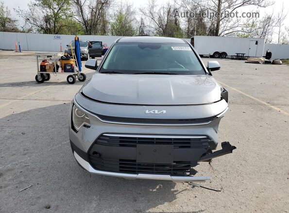 KNDCP3LE2T5332546 2026 KIA NIRO Gray Սալոնի 360 աստիճան տեսք