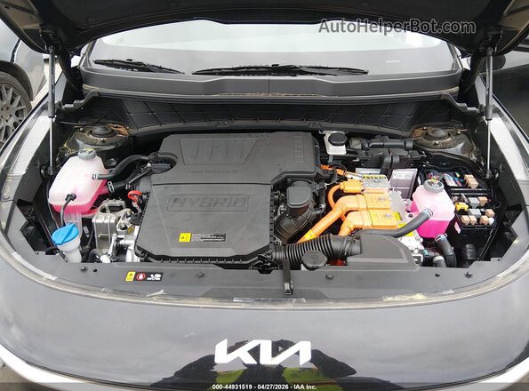KNDCP3LE4R5171822 2024 KIA NIRO Black Rear view