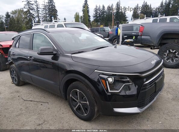 KNDCP3LE4R5171822 2024 KIA NIRO Black 360 interior view