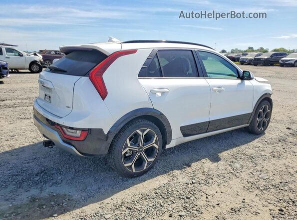 KNDCT3LE4P5061507 2023 KIA NIRO White Rear right