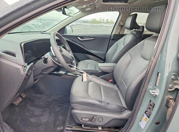 KNDCT3LEXR5167320 2024 KIA NIRO Green Widok wnętrza z przodu