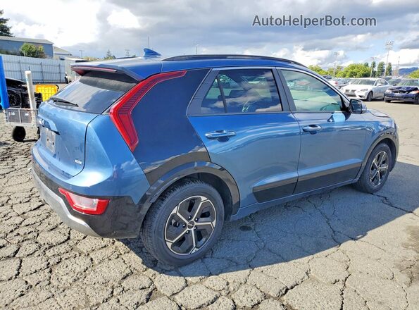 KNDCT3LEXR5190239 2024 KIA NIRO Blue Trasero derecho