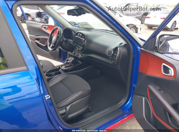 KNDJ53AF6M7768573 2021 KIA SOUL Blue წინა სალონის ხედი