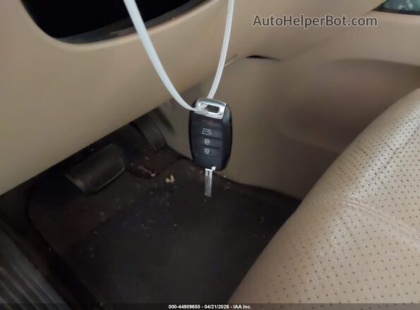 KNDMB5C13G6134621 2016 KIA SEDONA Champagne Вид панели приборов