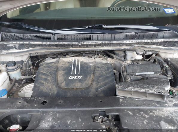 KNDMB5C13G6134621 2016 KIA SEDONA Champagne Вид сзади