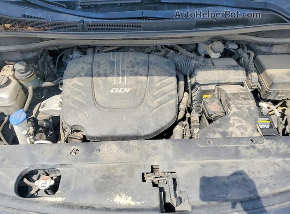 KNDMB5C14H6219825 2017 KIA SEDONA Blue Vista del compartimento del motor