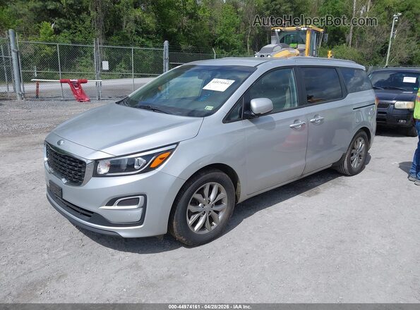 KNDMB5C17K6513744 2019 KIA SEDONA Серебряный Передняя левая четверть