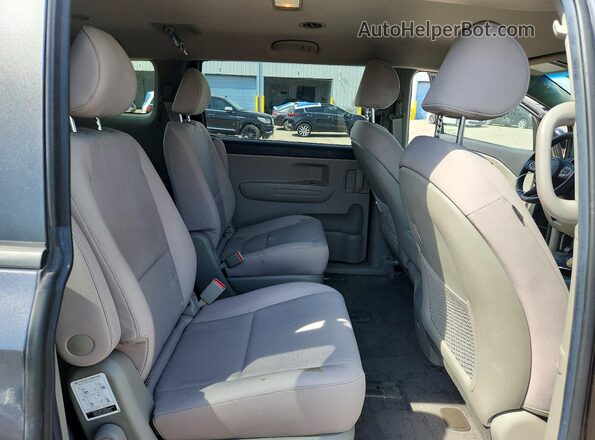 KNDMB5C19M6667312 2021 KIA SEDONA Gray უკანა სალონის ხედი