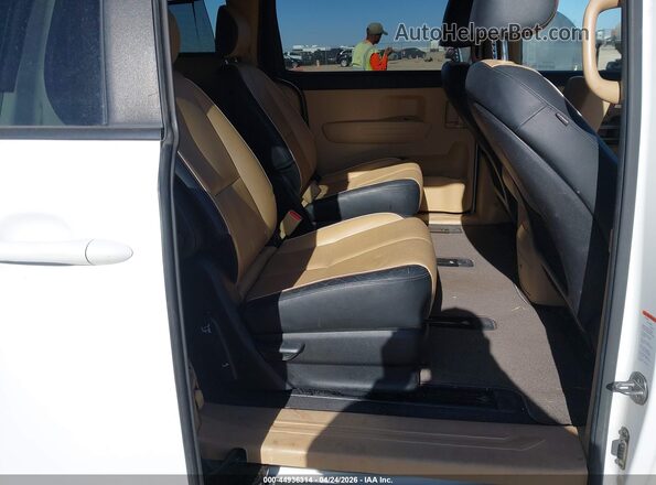 KNDMB5C1XH6311389 2017 KIA SEDONA Белый Вид наклейки с VIN-кодом