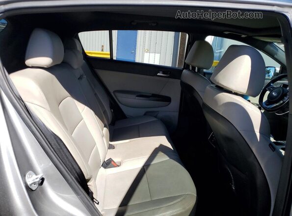 KNDP6CAC2L7781669 2020 KIA SPORTAGE Серый Вид задних сидений