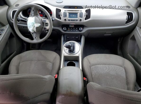KNDPB3AC0G7866334 2016 KIA SPORTAGE Blue Vista del salpicadero