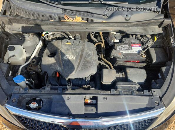 KNDPB3AC2G7833562 2016 KIA SPORTAGE Black Engine compartment view