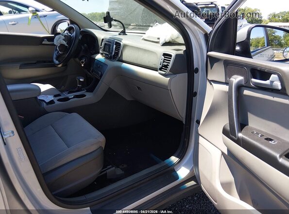 KNDPM3AC2H7219638 2017 KIA SPORTAGE Silver Vista interior delantera
