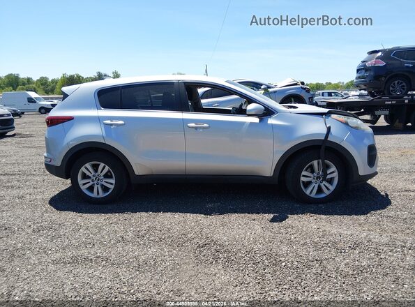 KNDPM3AC2H7219638 2017 KIA SPORTAGE Silver Vista interior trasera
