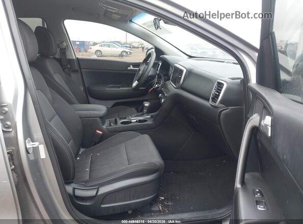 KNDPM3AC4N7978254 2022 KIA SPORTAGE Silver Вид салону спереду