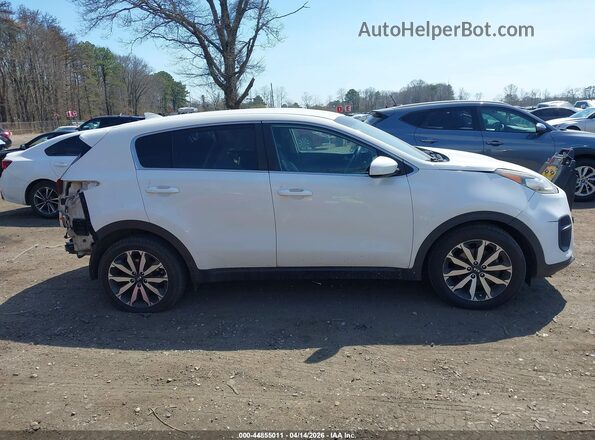 KNDPM3AC7H7192002 2017 KIA SPORTAGE White Вид задньої частини салону