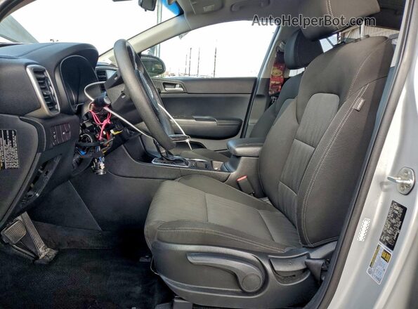KNDPM3AC7L7701241 2020 KIA SPORTAGE Silver Front interior view