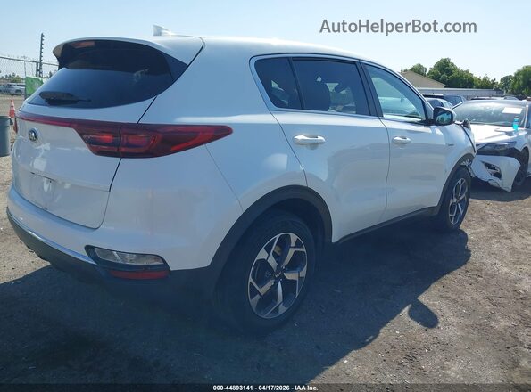 KNDPMCAC8M7937642 2021 KIA SPORTAGE White Rear right