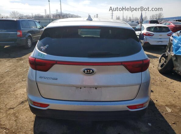 KNDPMCAC9J7317944 2018 KIA SPORTAGE Silver Rear view