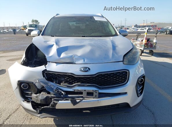 KNDPN3AC4H7224286 2017 KIA SPORTAGE Серебряный Вид задней части салона