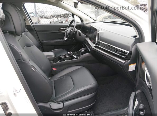 KNDPVCAG1P7076261 2023 KIA SPORTAGE HYBRID White Սալոնի դիմացի տեսք