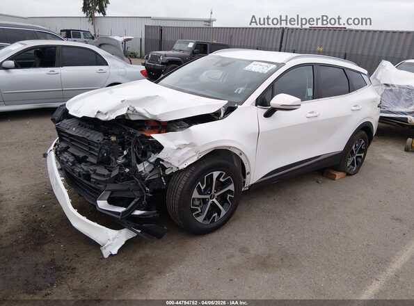 KNDPVCAG1P7076261 2023 KIA SPORTAGE HYBRID White Առջևի ձախ երեք քառորդ տեսարան