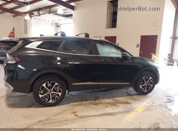 KNDPVCAG3P7030883 2023 KIA SPORTAGE HYBRID Black Rear interior view