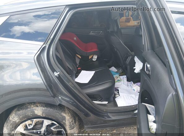 KNDPVCAG6P7072822 2023 KIA SPORTAGE HYBRID Gray Vista de la etiqueta del VIN