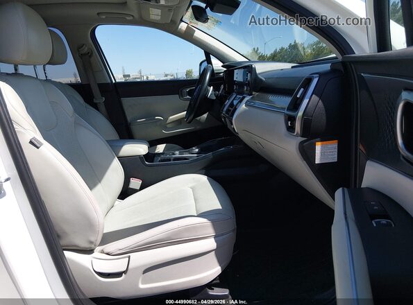 KNDRH4LG2M5054358 2021 KIA SORENTO HYBRID White Front interior view