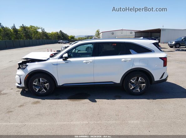 KNDRH4LG2M5054358 2021 KIA SORENTO HYBRID White 360 interior view