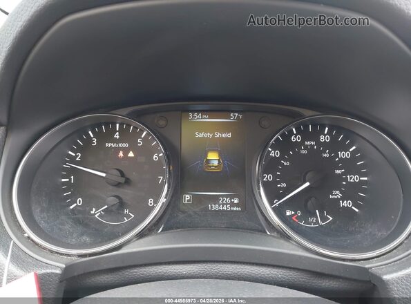 KNMAT2MT0HP592482 2017 NISSAN ROGUE White უკანა სავარძლების ხედი