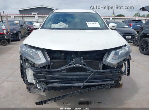 KNMAT2MT1HP595665 2017 NISSAN ROGUE White Vista frontal